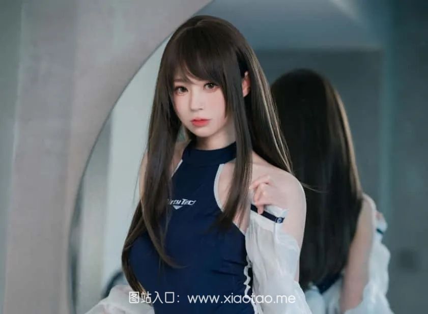 西园寺南歌《竞泳史莱姆》作品鉴赏