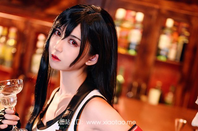 鳗鱼霏儿COS作品蒂法战斗服图片包鉴赏