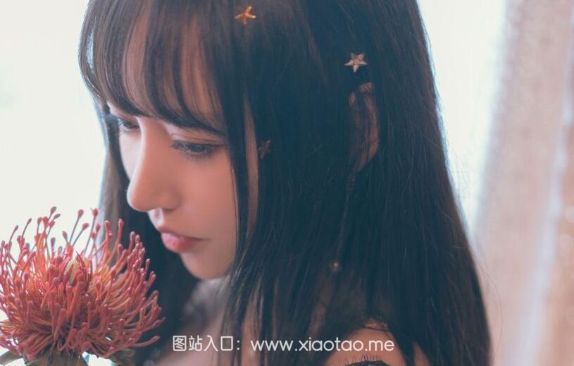 过期米线线喵第72期作品《六点半的月亮》,性感非凡