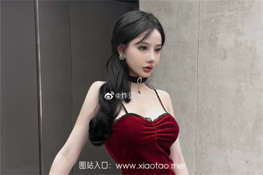 炸蛋boom红丝绒礼服鉴赏，特工女神泰酷了