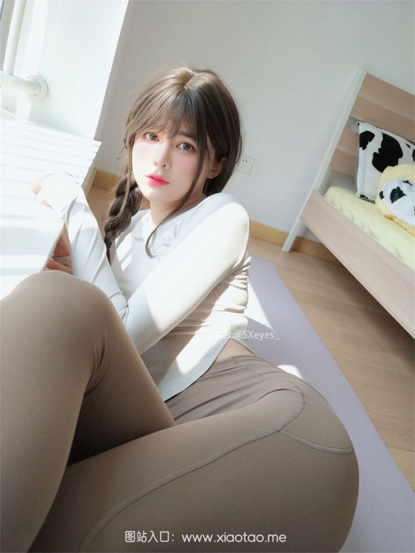 眼酱大魔王w瑜伽时刻,学妹青春活力惹人爱