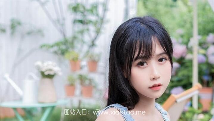 萌芽儿cos作品《西瓜与夏天》,背带裤太青春了