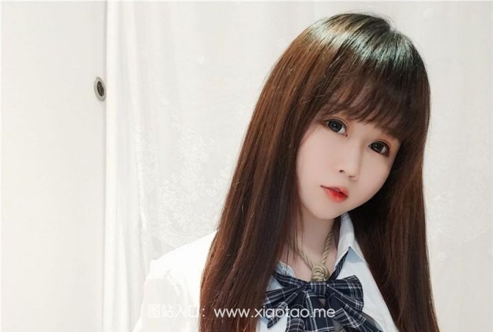 是依酱呀个人资料,cos王图片包作品鉴赏