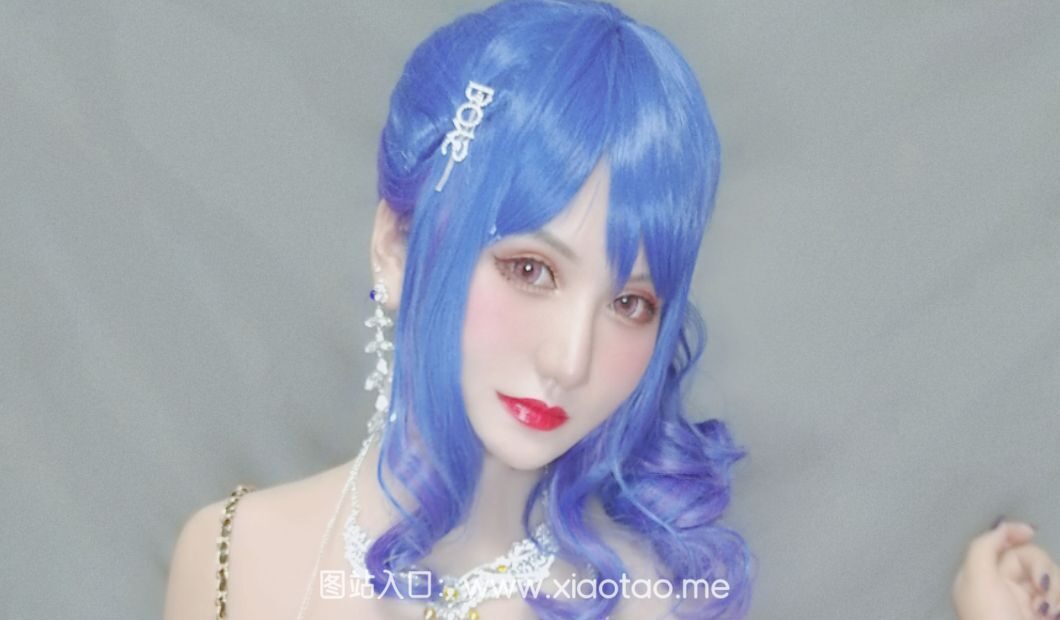 夏鸽鸽不想起床cos作品《圣路易斯》