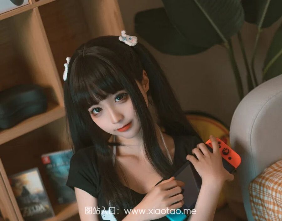 蠢沫沫健身环cos作品鉴赏,创可贴女孩不一般