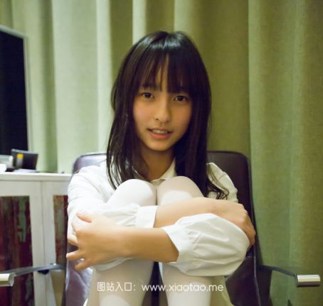 神楽坂真冬的死库水系列作品《分体死库水》《蓝白死库水重置》