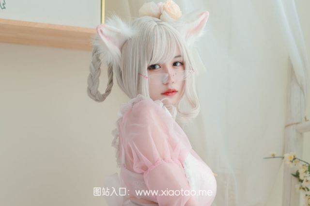 小仓千代w – 透明粉色女仆cos作品