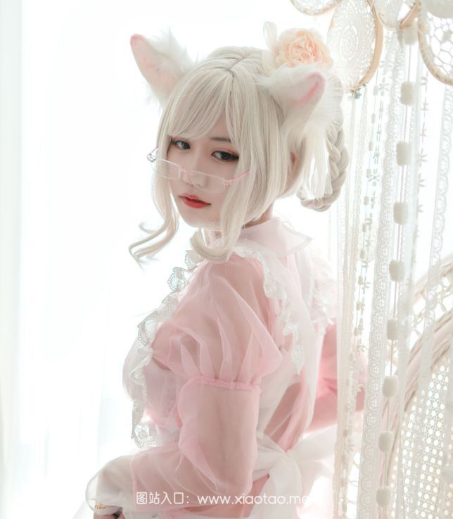 小仓千代w – 透明粉色女仆cos作品