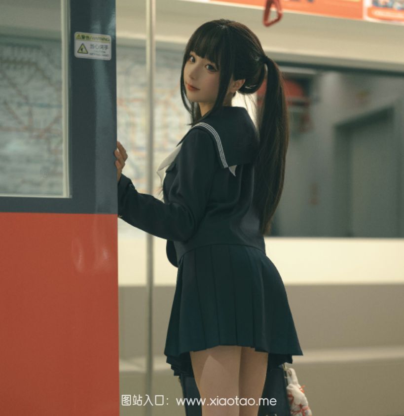 蠢沫沫地铁任务,cos作品鉴赏