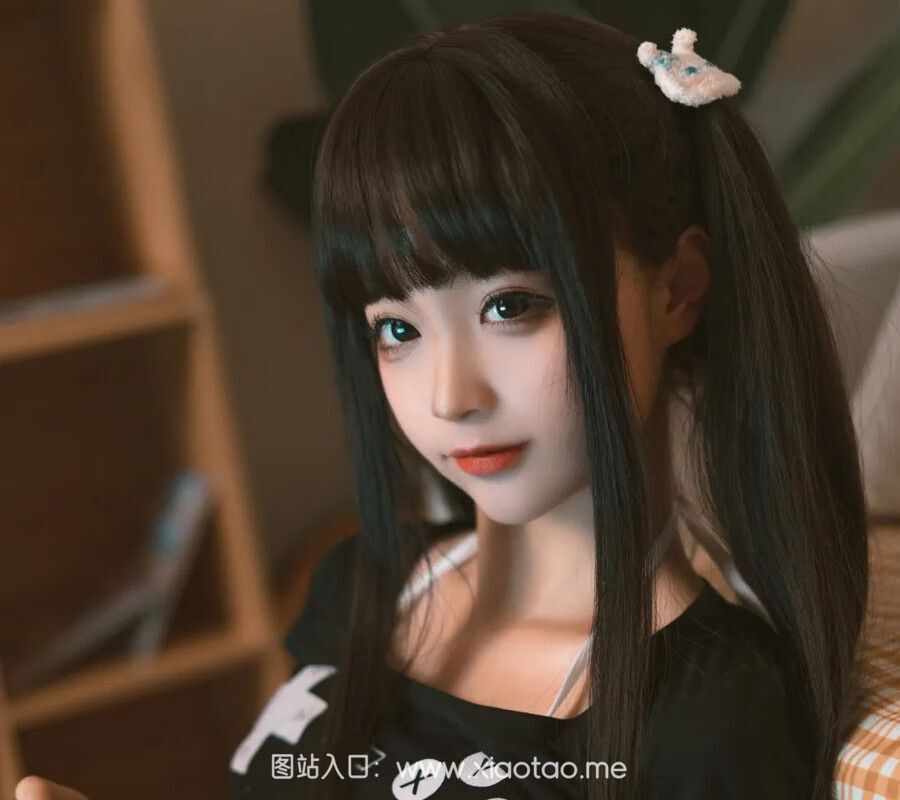 蠢沫沫健身环cos作品鉴赏,创可贴女孩不一般