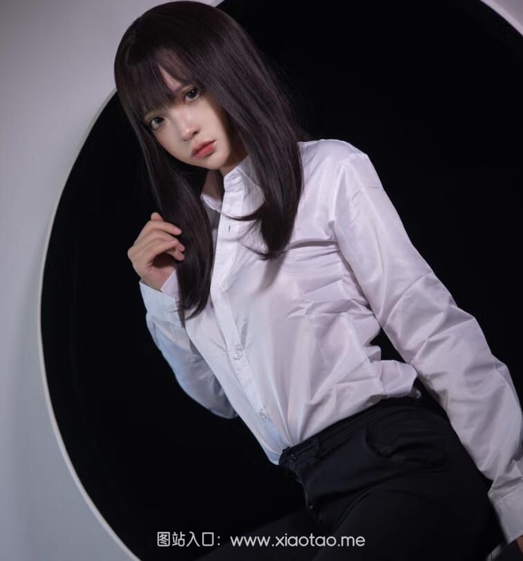 疯猫ss《职业OL》的魅力与幽默