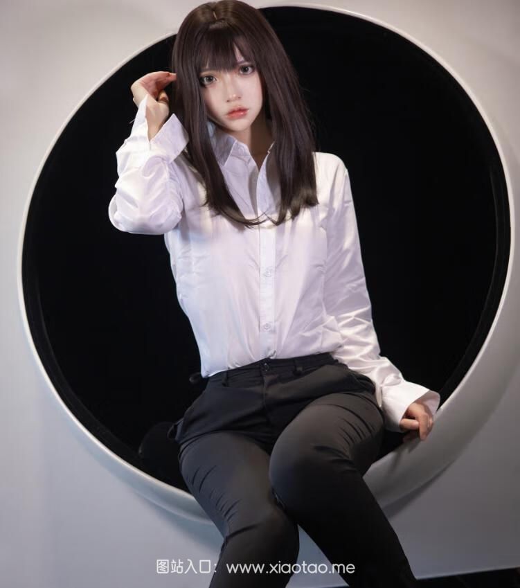 疯猫ss《职业OL》的魅力与幽默