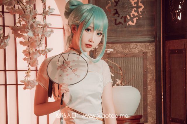 面饼仙儿COS作品初音旗袍鉴赏