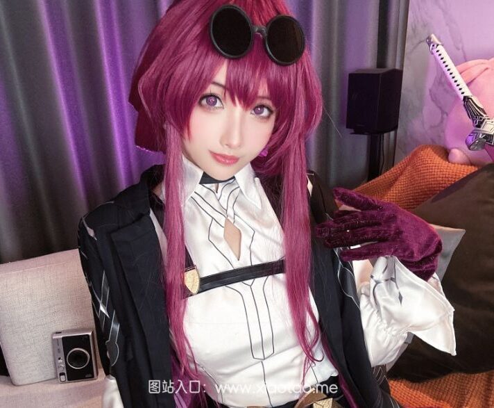 rioko凉凉子cos火辣杀手《卡芙卡妈妈》鉴赏