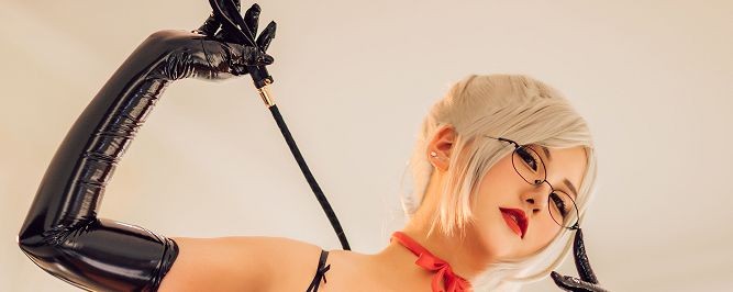 夏鸽鸽不想起床COS白木芽衣子图片包鉴赏