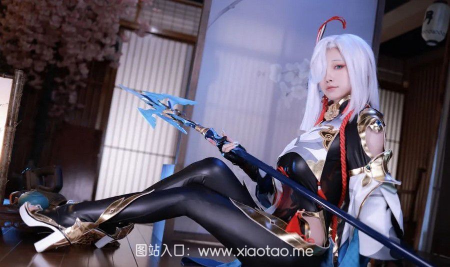 水淼aqua芙蕾雅肤白貌，原神申鹤cos仙气飘飘