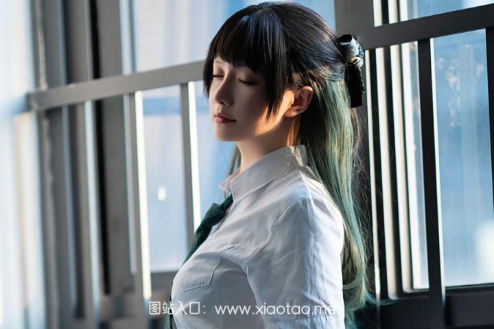 星之迟迟cosplay约尔圣诞图片包鉴赏