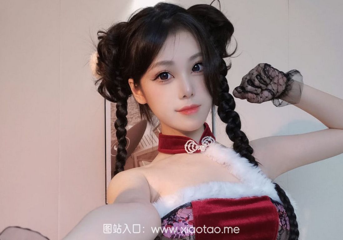 蜜汁猫裘cos作品发财玉兔，美翻了