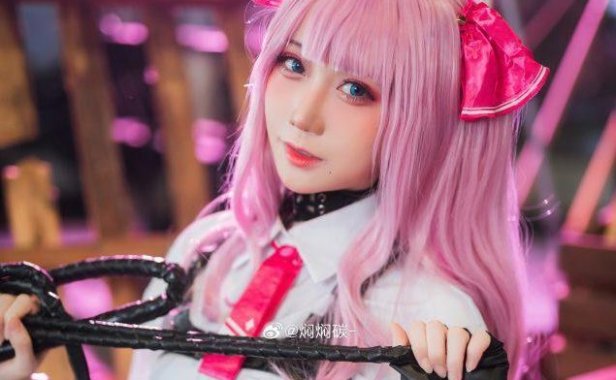 焖焖碳cos《胜利女神：妮姬》作品火爆全场！