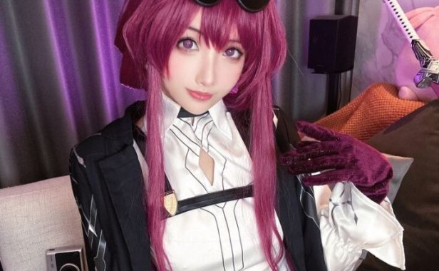 rioko凉凉子cos火辣杀手《卡芙卡妈妈》鉴赏