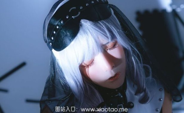 秋和柯基cos银发圣女作品在线鉴赏